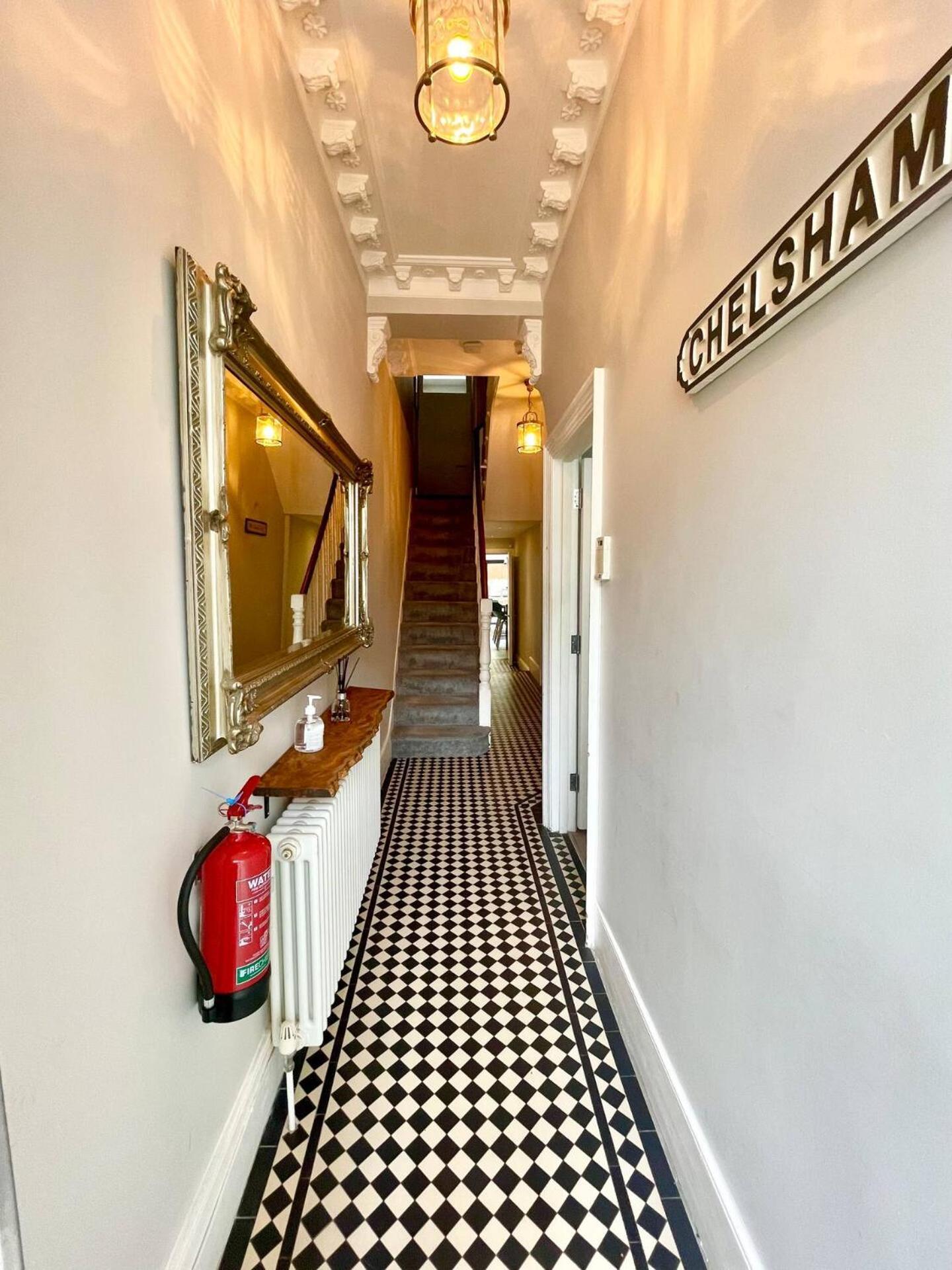 Luxury King-bed Ensuite With Quiet Private Patio *